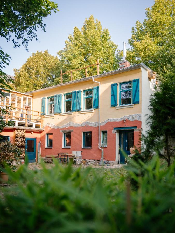 The Upholstery Tinyhouse Deluxe Eco Chalet Kreativ Citynah Chemnitz Exteriör bild