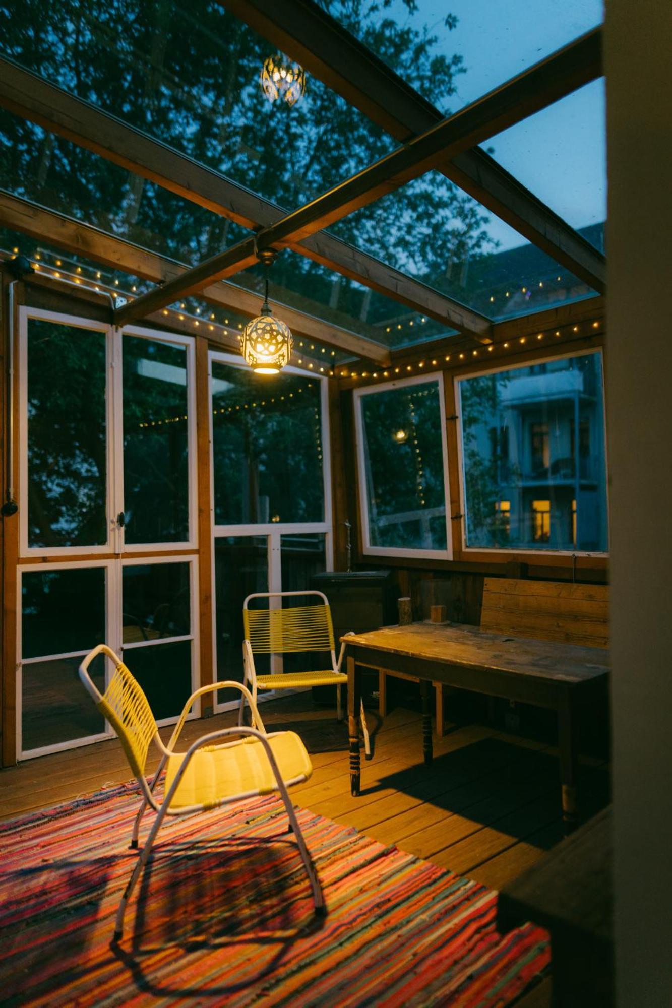 The Upholstery Tinyhouse Deluxe Eco Chalet Kreativ Citynah Chemnitz Exteriör bild