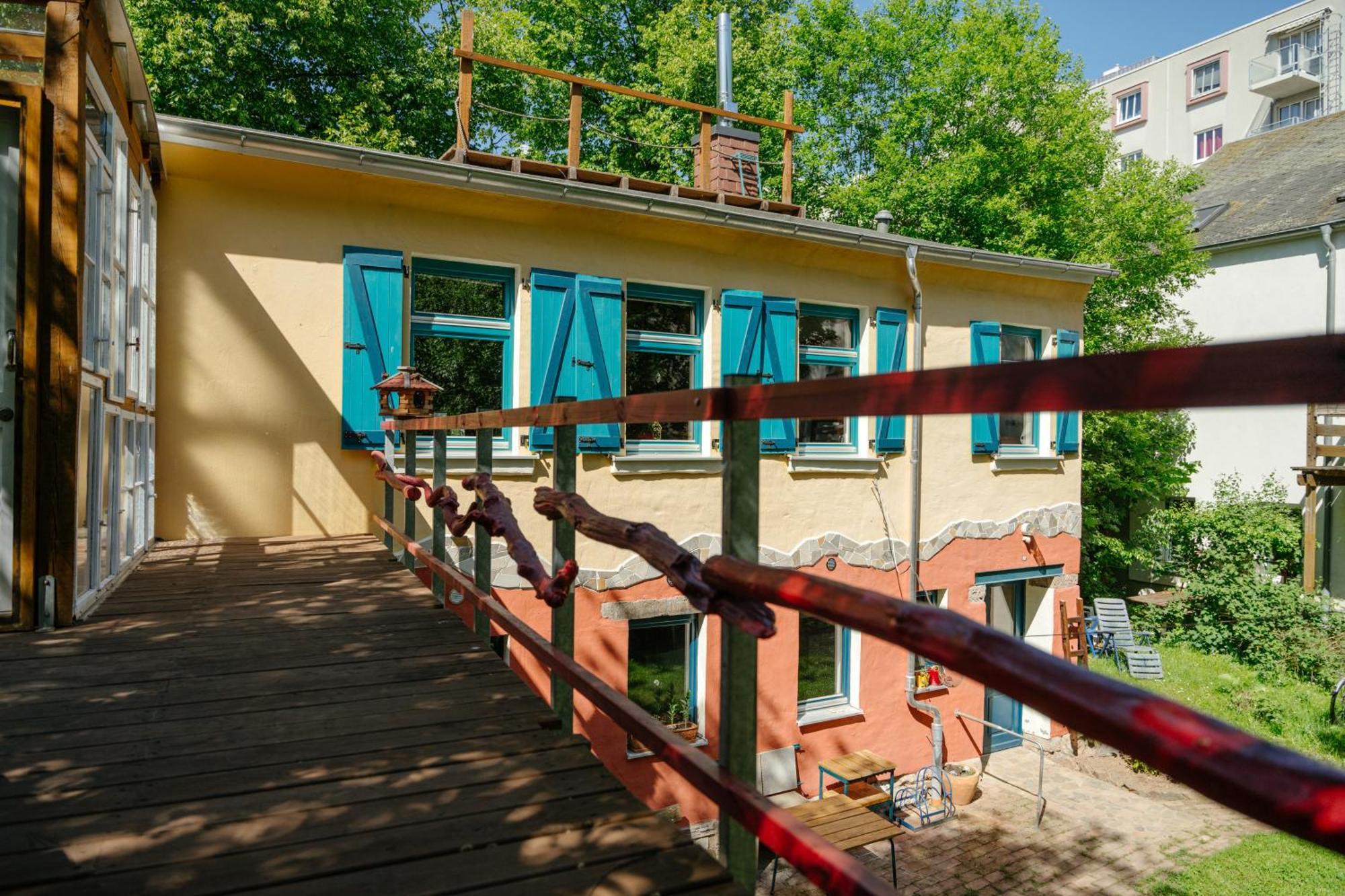 The Upholstery Tinyhouse Deluxe Eco Chalet Kreativ Citynah Chemnitz Exteriör bild